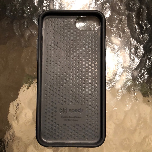 iPhone 7 case - Picture 2 of 4